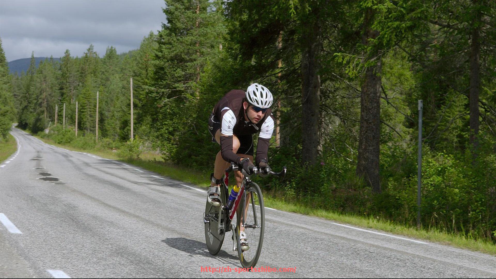 体育直播-今日火箭队比赛录像回放及重点战术解读